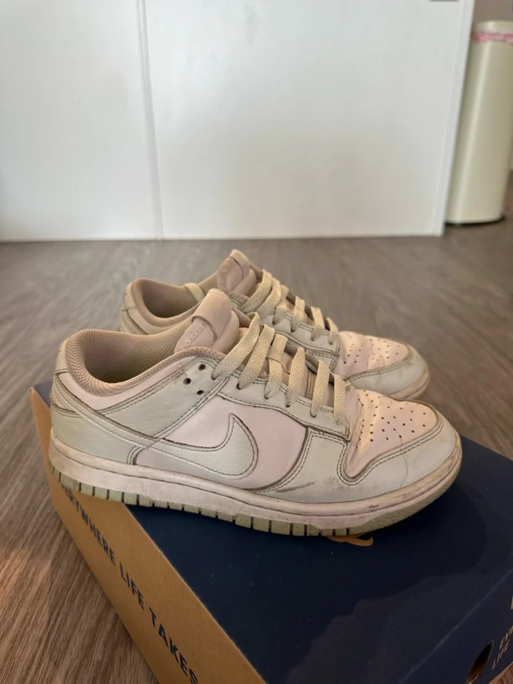 nike dunks - mint green - Picture 1 of 7